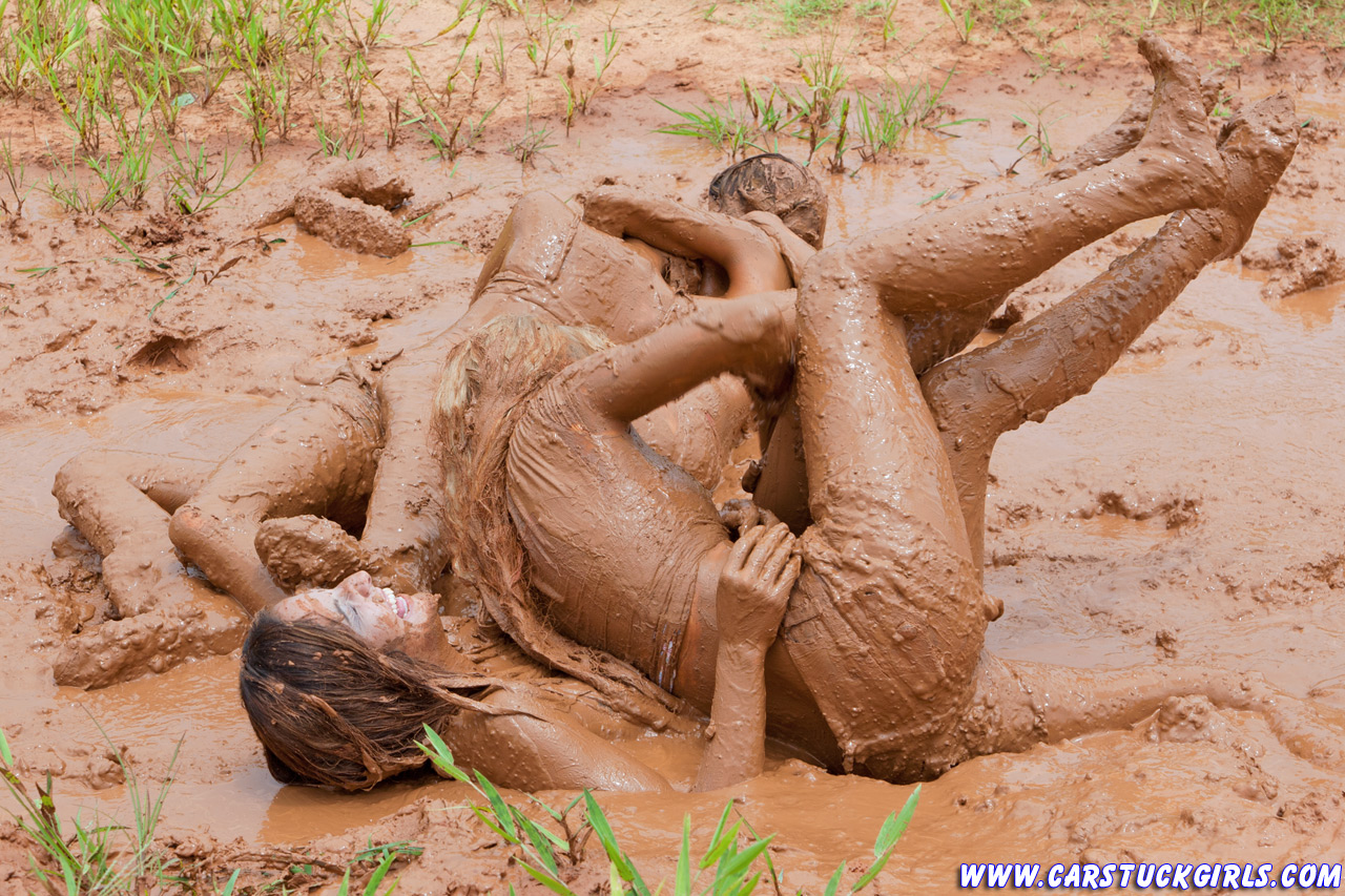 naked girl stuck in the mud